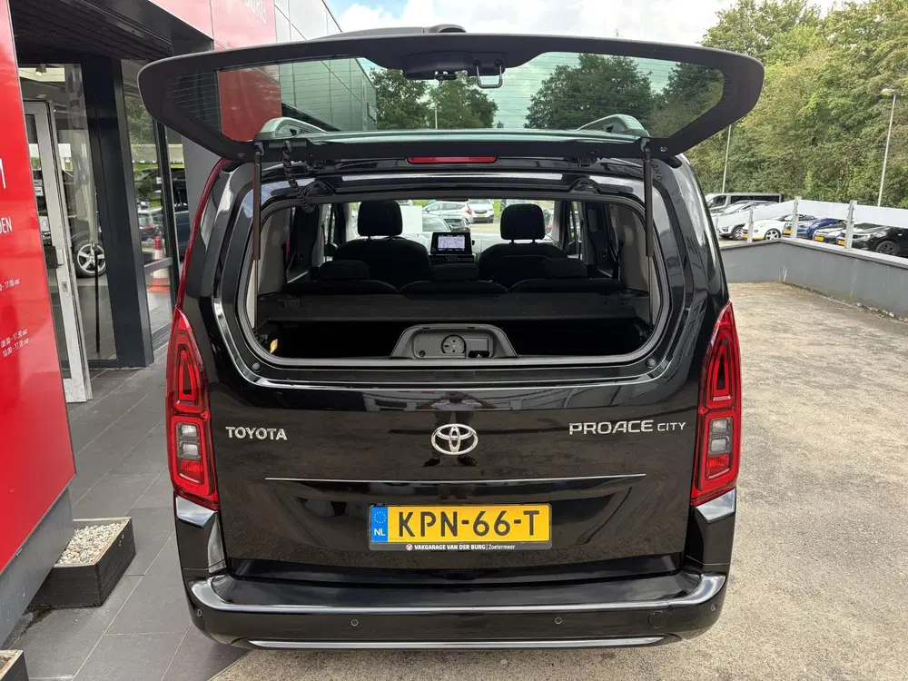 Toyota Proace City 1.2 Turbo Dynamic uit 2022, foto 9