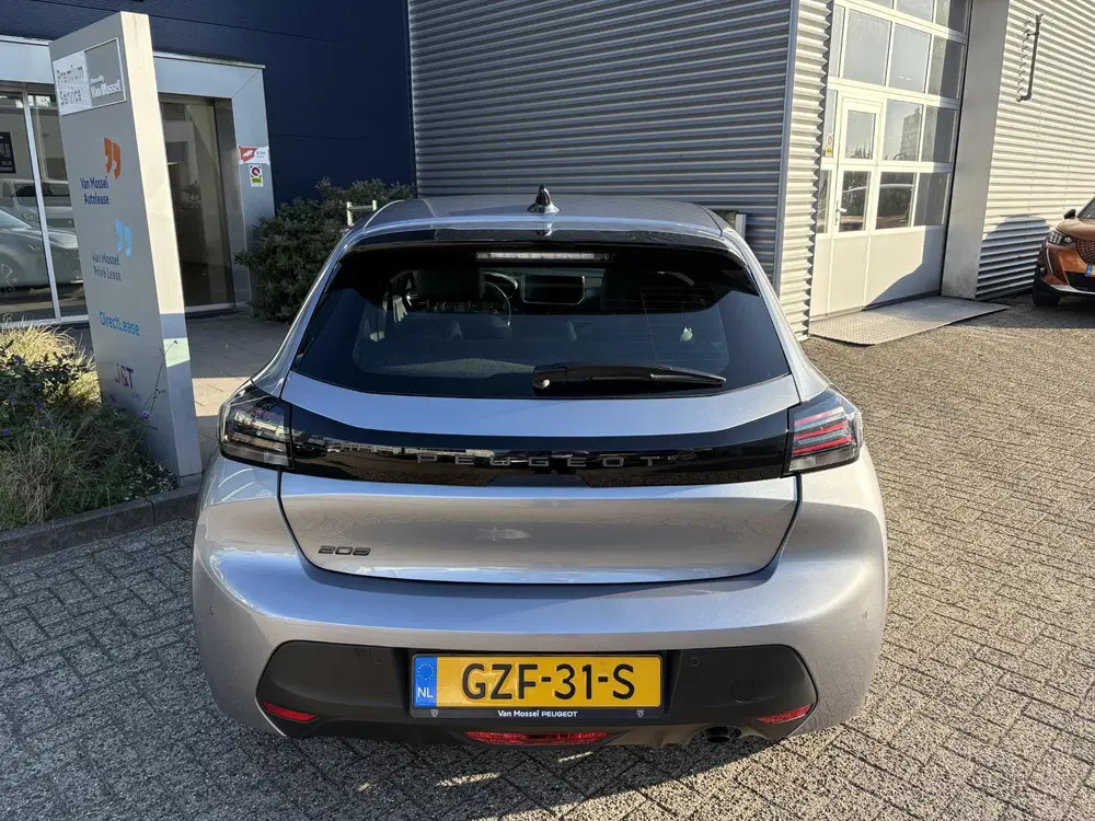 Peugeot 208 1.2 PureTech 75 Active uit 2024, foto 4