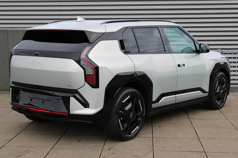 Kia EV3 Diverse uitvoeringen en kleuren leverbaar uit 2026, foto 13