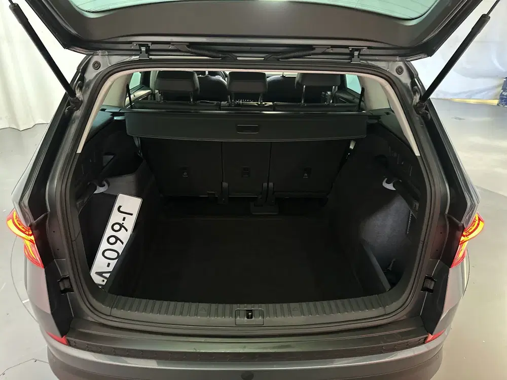 Skoda Kodiaq 1.5 TSI 150pk DSG Business Edition Panoram uit 2020, foto 11