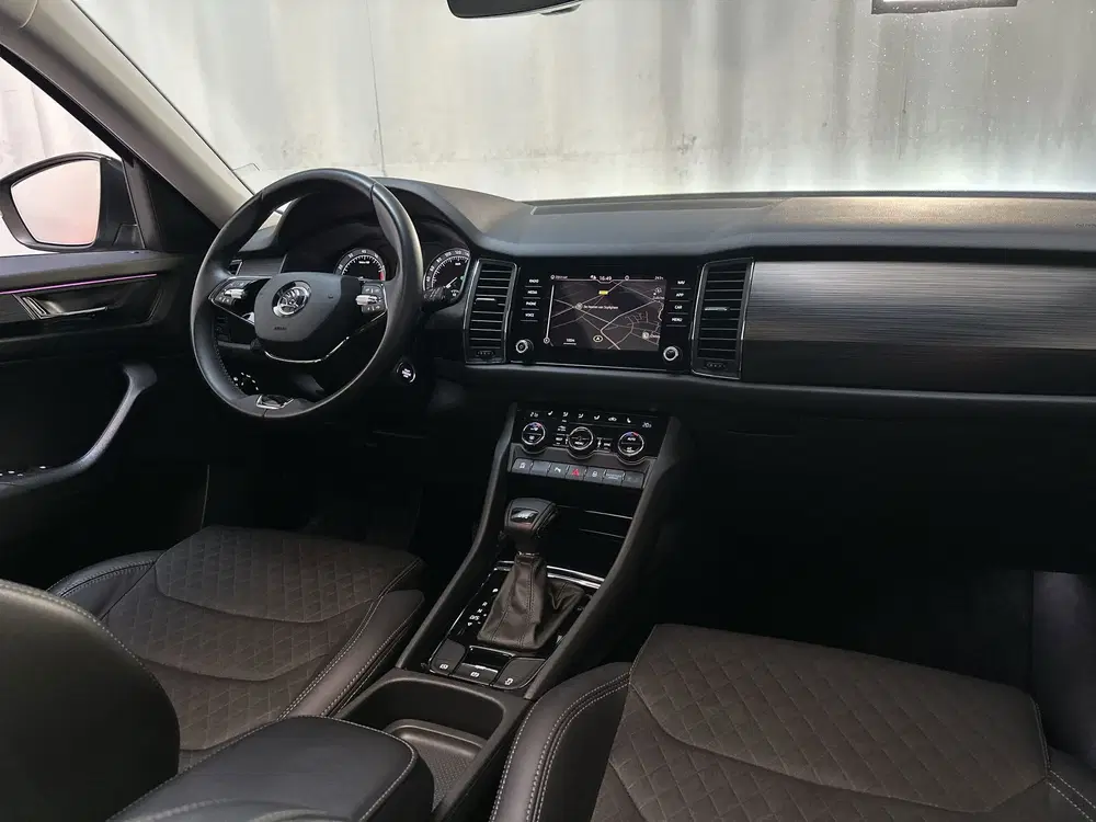 Skoda Kodiaq 1.5 TSI 150pk DSG Business Edition Panoram uit 2020, foto 2