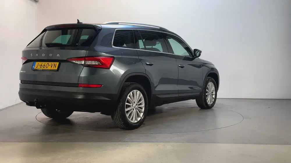 Skoda Kodiaq 1.5 TSI 150pk DSG Business Edition Panoram uit 2020, foto 6