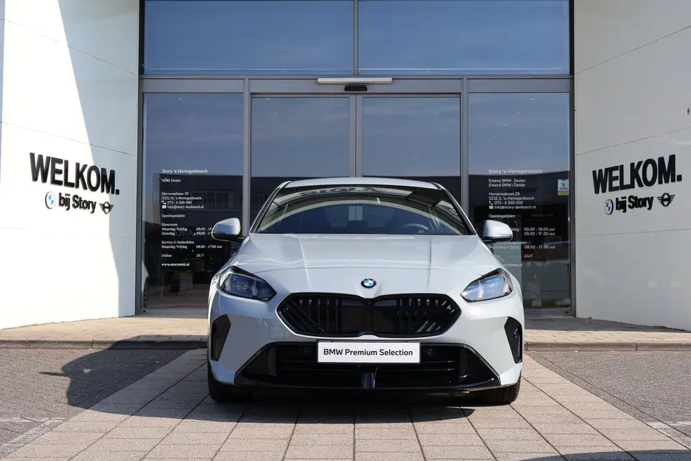 BMW 1-serie 120 Automaat uit 2026, foto 4