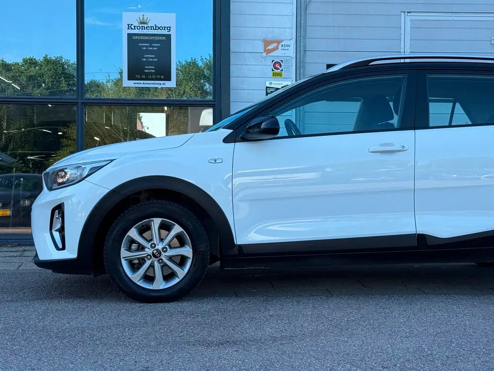 Kia Stonic 1.0 T-GDi MHEV DynamicLine uit 2021, foto 12