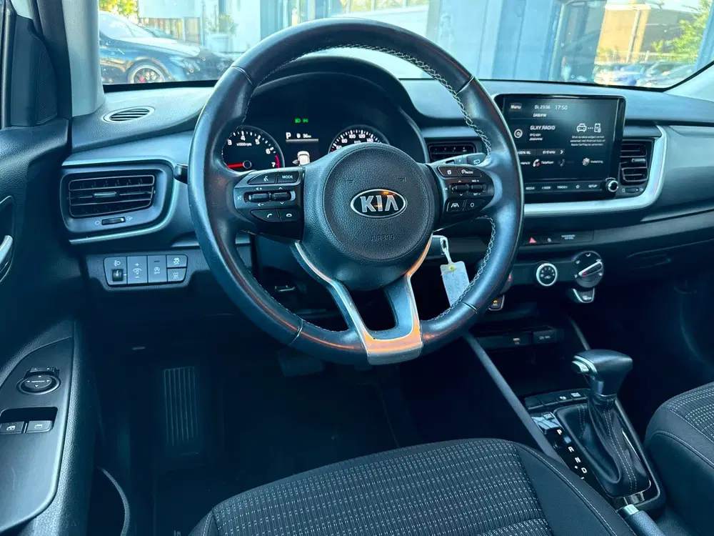 Kia Stonic 1.0 T-GDi MHEV DynamicLine uit 2021, foto 4