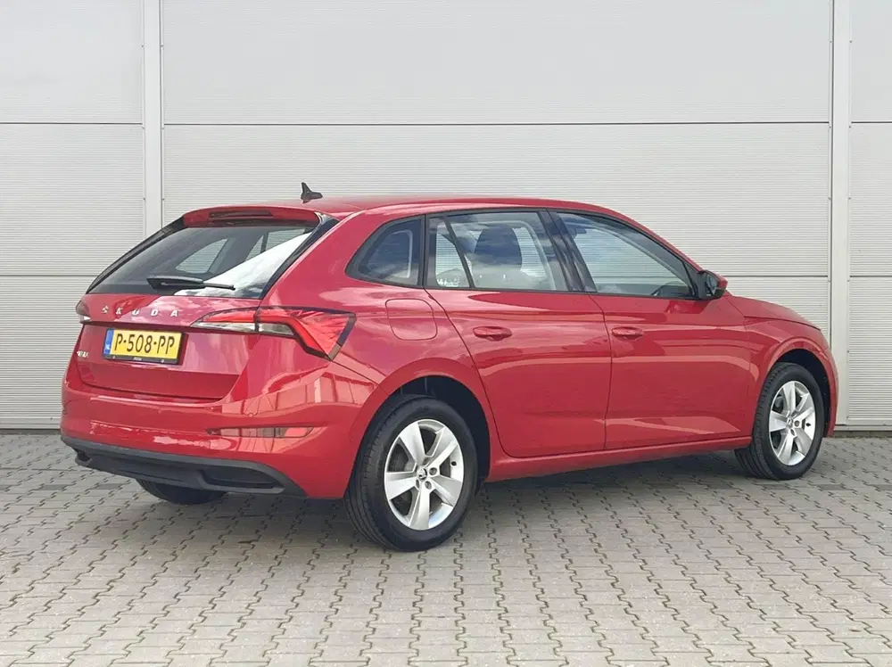 Skoda Scala 1.0 TSI 110pk Ambition uit 2022, foto 2