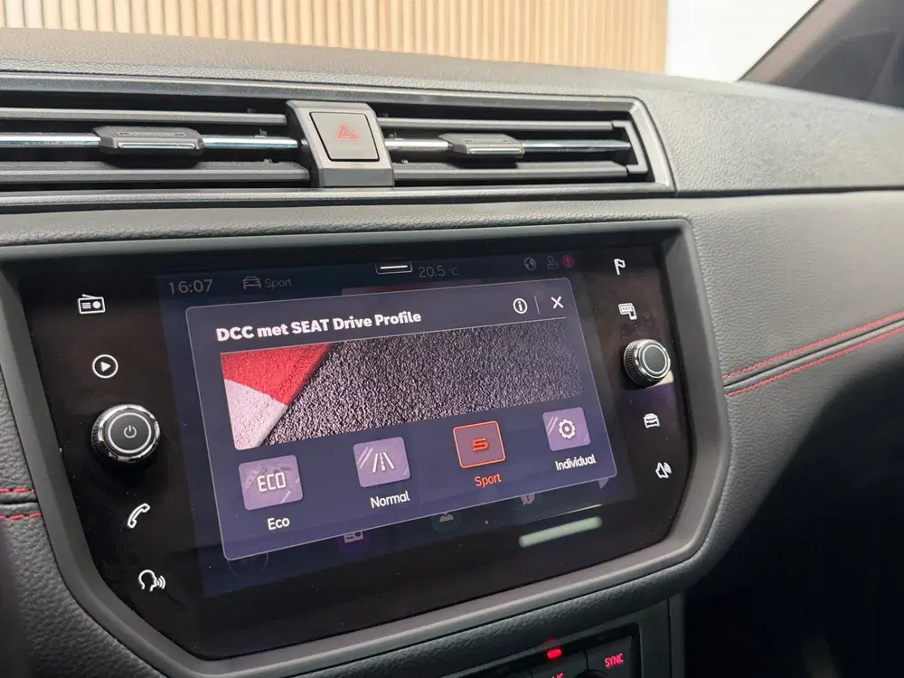SEAT Arona 1.5 TSI EVO FR uit 2021, foto 11