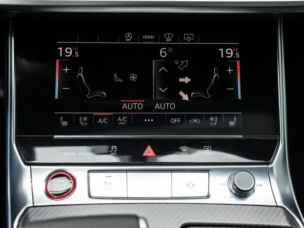Audi RS6 4.0 TFSI quattro uit 2021, foto 12