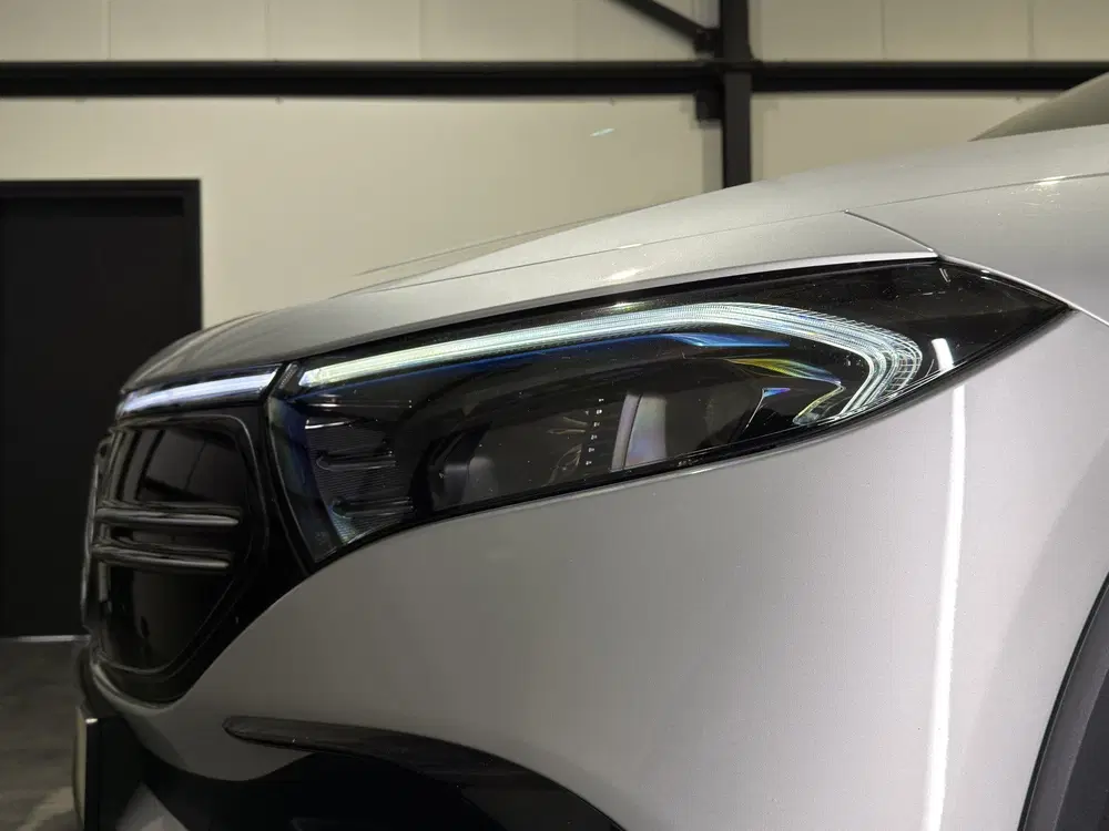 Mercedes-Benz EQA 300 4MATIC Business Solution 67 kWh uit 2021, foto 10