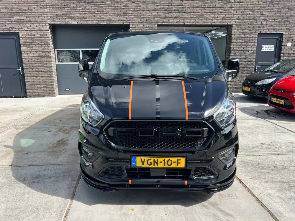 Ford Transit Custom 320 2.0 TDCI L1H1 Sport DC uit 2020, foto 2