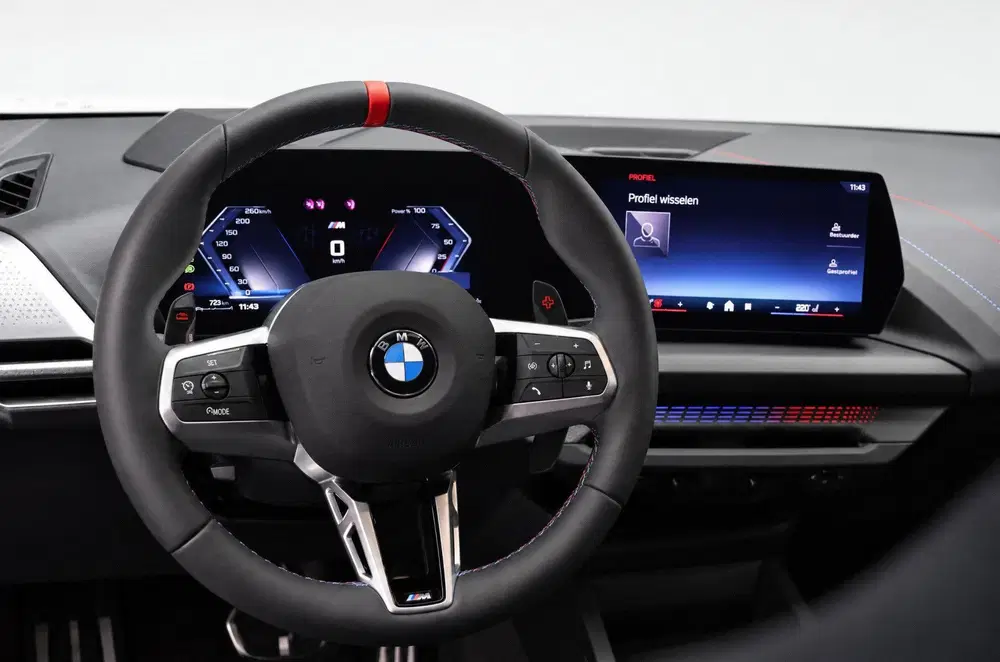 BMW 2-serie Coupé M235 xDrive High Executive Automaat uit 2025, foto 11