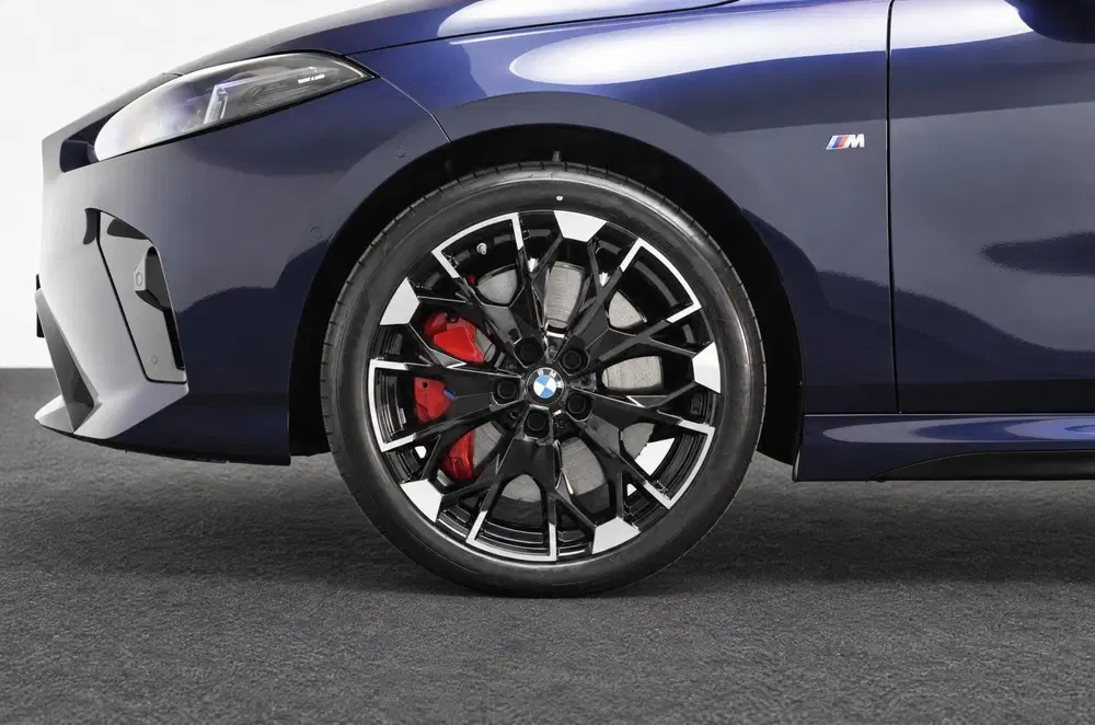 BMW 2-serie Coupé M235 xDrive High Executive Automaat uit 2025, foto 6