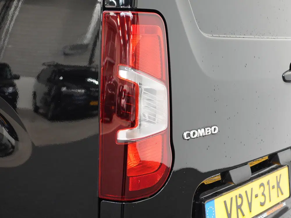 Opel Combo 1.5D 130PK L2H1 Edition Automaat Airco Nav uit 2022, foto 14