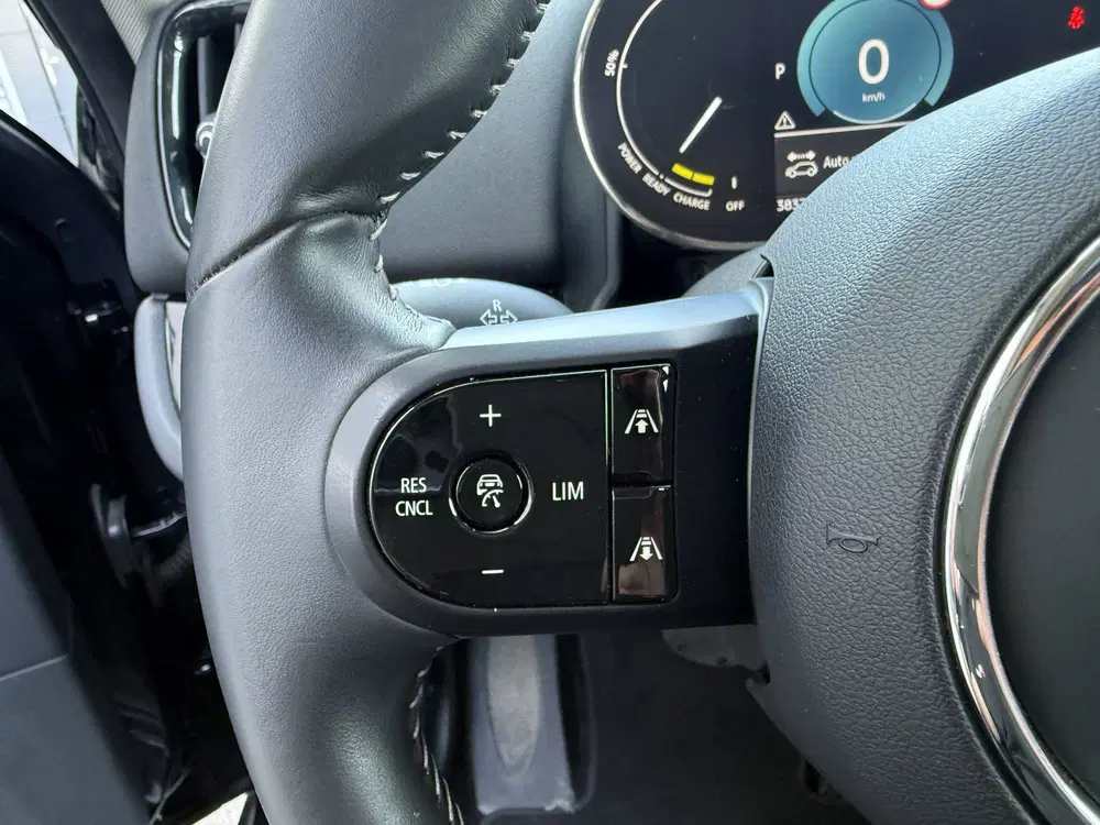 Mini Countryman 2.0 Cooper SE ALL4 Pano uit 2022, foto 13
