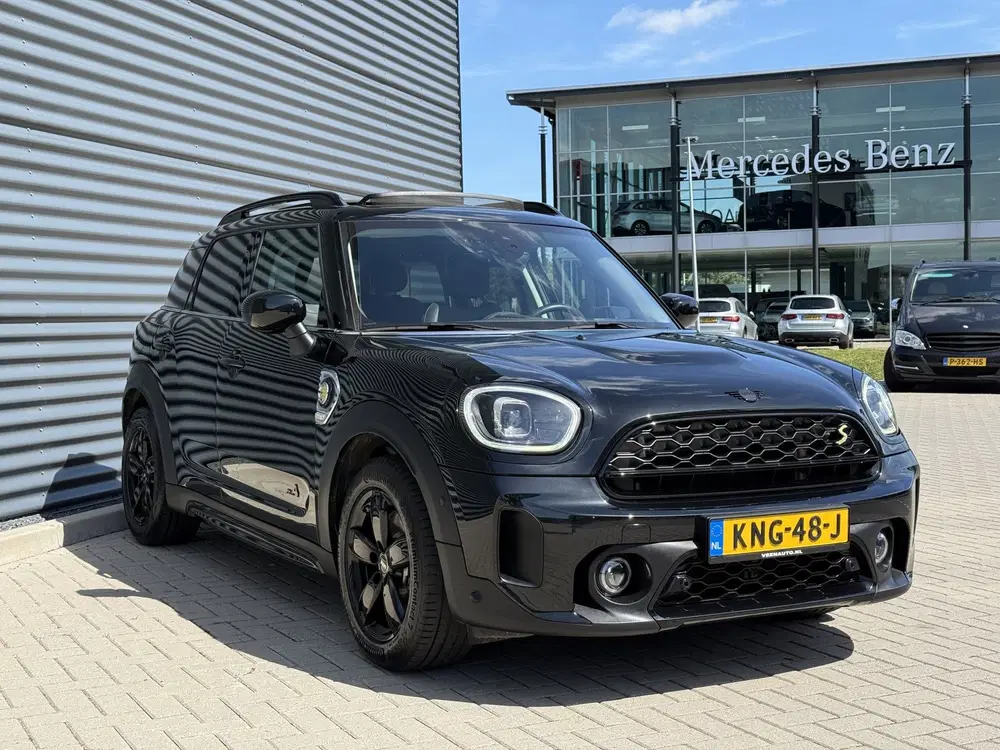 Mini Countryman 2.0 Cooper SE ALL4 Pano uit 2022, foto 3