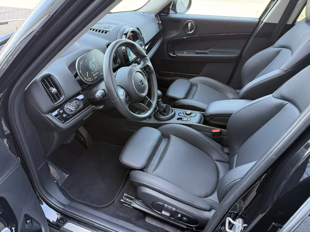 Mini Countryman 2.0 Cooper SE ALL4 Pano uit 2022, foto 7