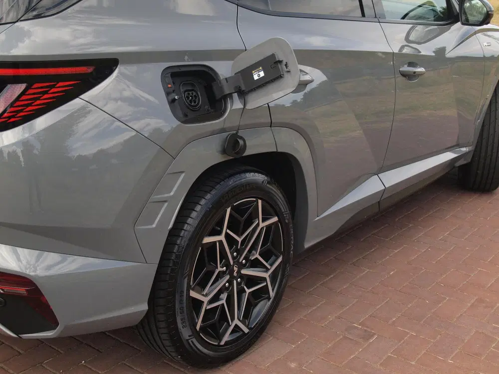 Hyundai TUCSON 1.6 T-GDI PHEV N Line Sky 4WD uit 2022, foto 14