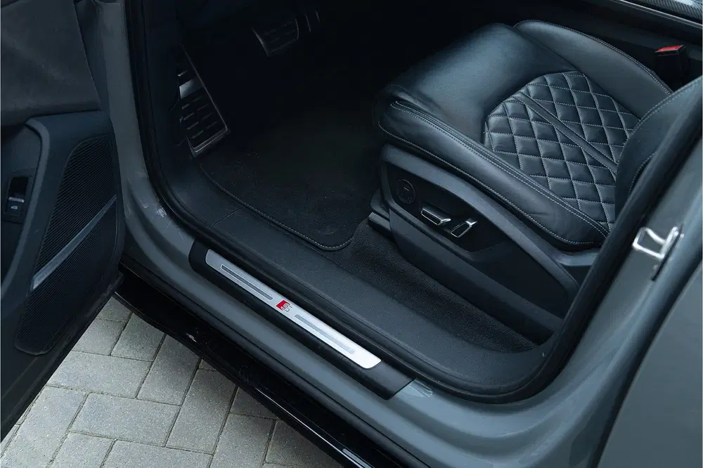 Audi SQ7 4.0 TFSI SQ7 quattro ACC Matrix Laser Ambi uit 2022, foto 11