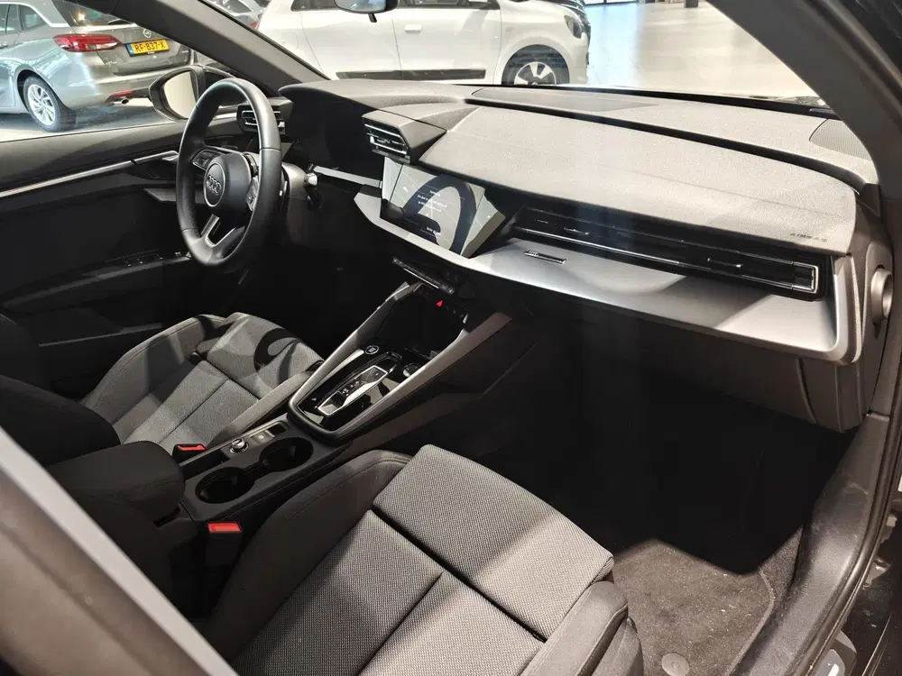 Audi A3 40 TFSI e Advanced edition 204 PK uit 2025, foto 13