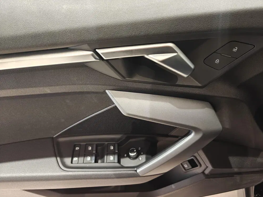 Audi A3 40 TFSI e Advanced edition 204 PK uit 2025, foto 15