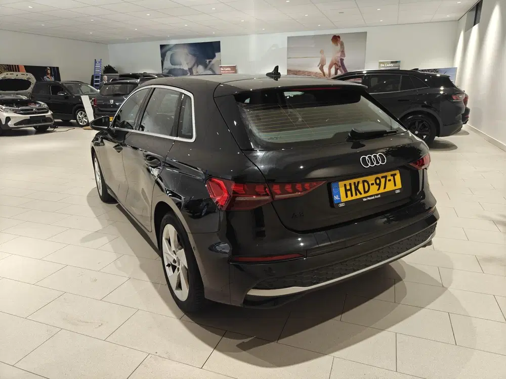 Audi A3 40 TFSI e Advanced edition 204 PK uit 2025, foto 4