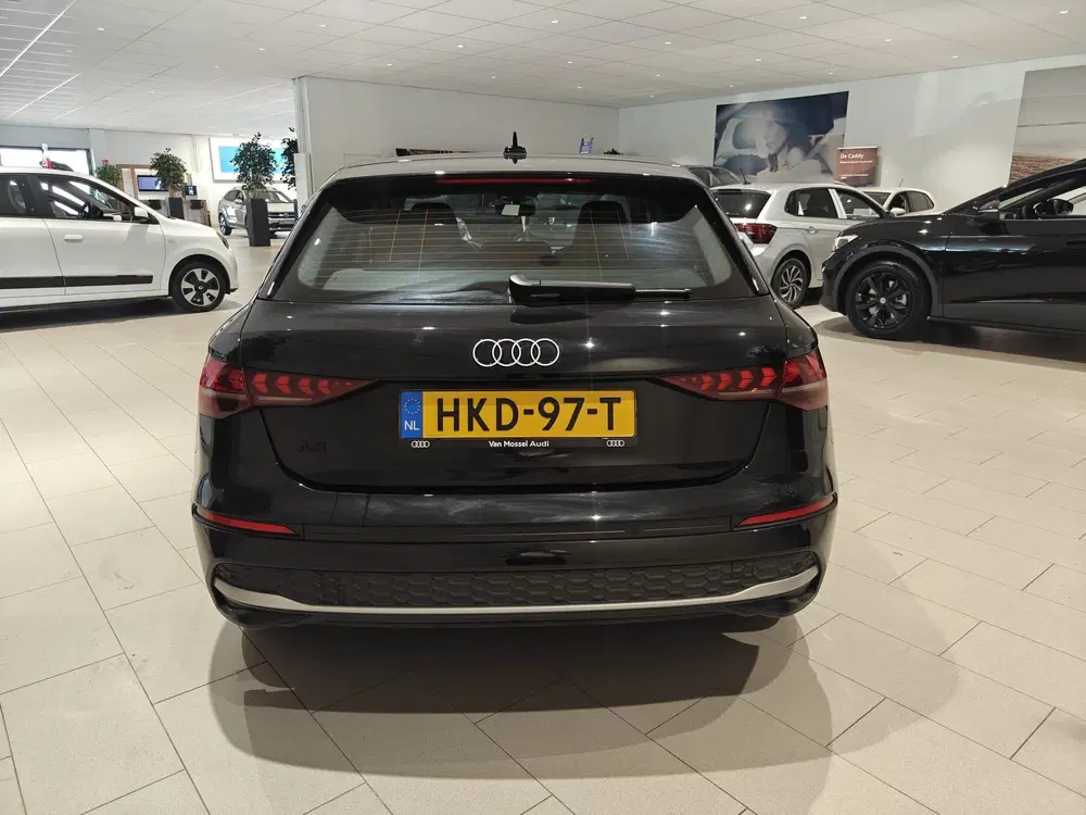 Audi A3 40 TFSI e Advanced edition 204 PK uit 2025, foto 5