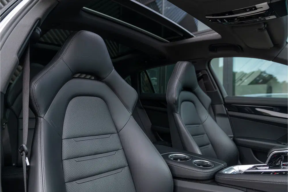 Porsche Panamera 2.9 4 E-Hybrid Sport Turismo Sport Design uit 2020, foto 5