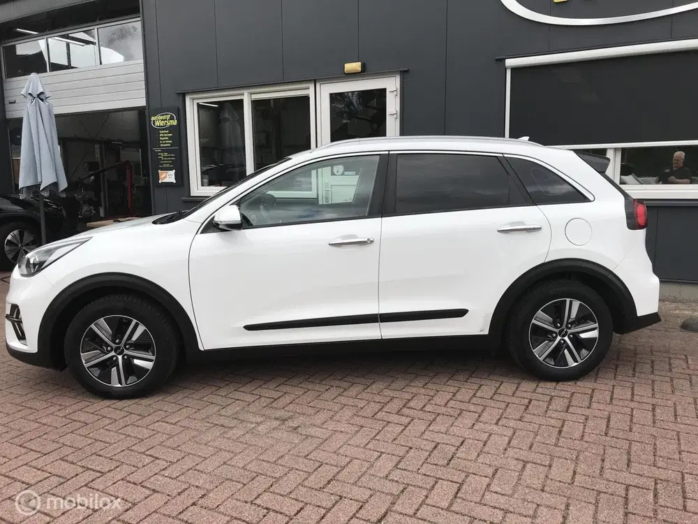 Kia Niro 1.6 GDi Hybrid DynamicLine uit 2022, foto 3