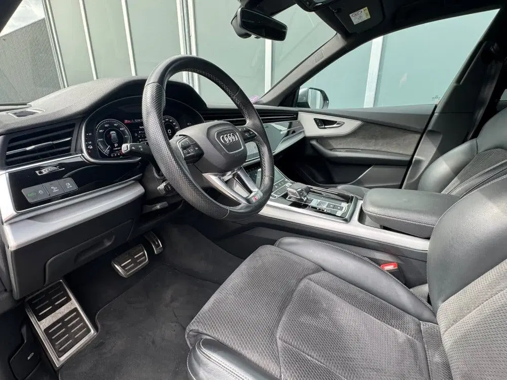 Audi Q8 55 TFSIe Pro Line S 381pk Quattro uit 2021, foto 10