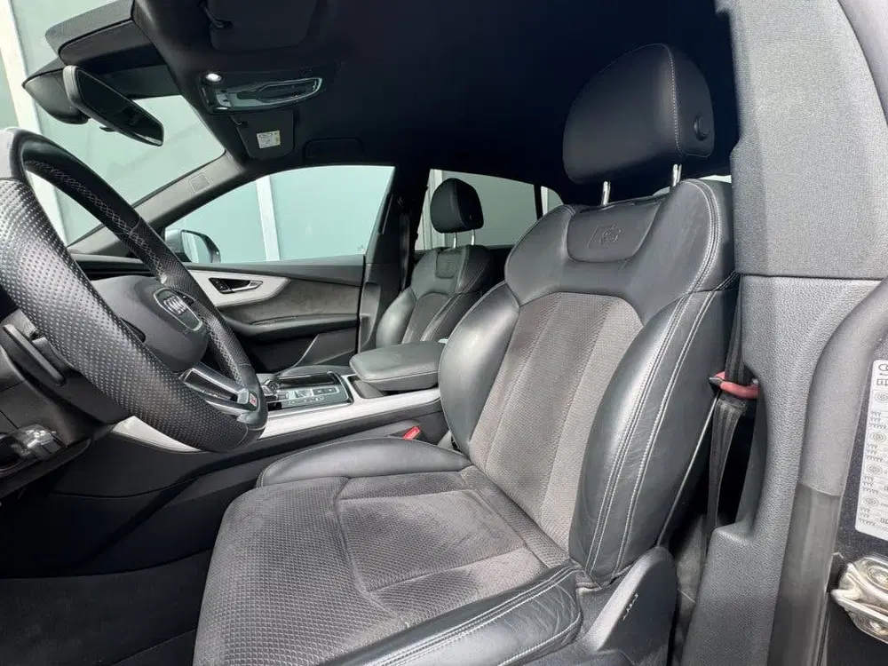 Audi Q8 55 TFSIe Pro Line S 381pk Quattro uit 2021, foto 12