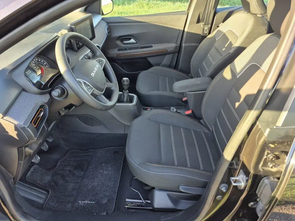 Dacia Sandero 1.0 TCE E-G EXPRESS. uit 2023, foto 7