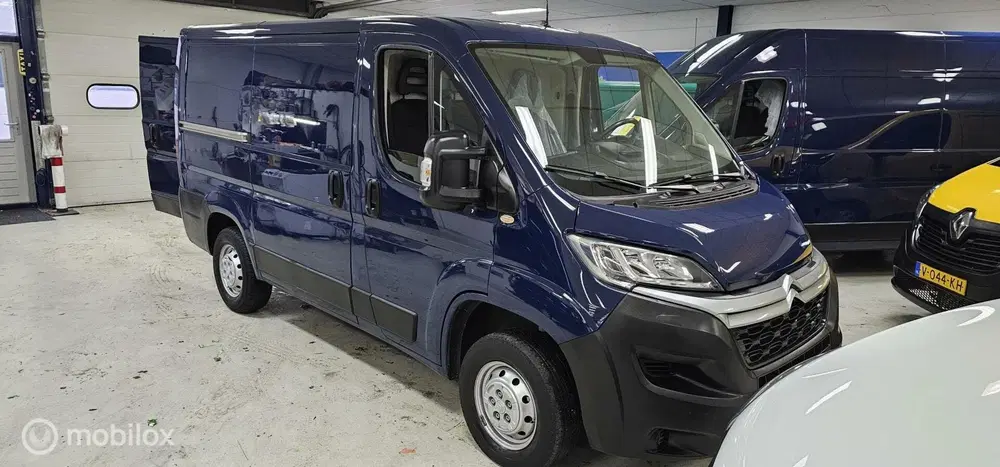 Citroën Jumper Citroen Jumper 2.2 BlueHDi 120 L1H1 Airco uit 2020, foto 2