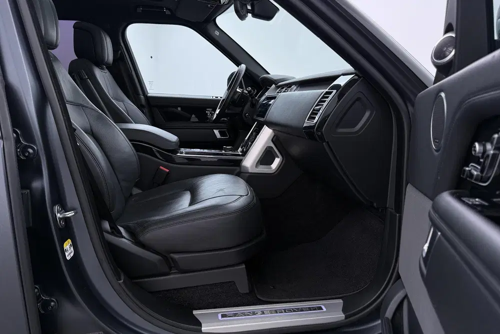 Land Rover Range Rover P400e Vogue uit 2021, foto 5