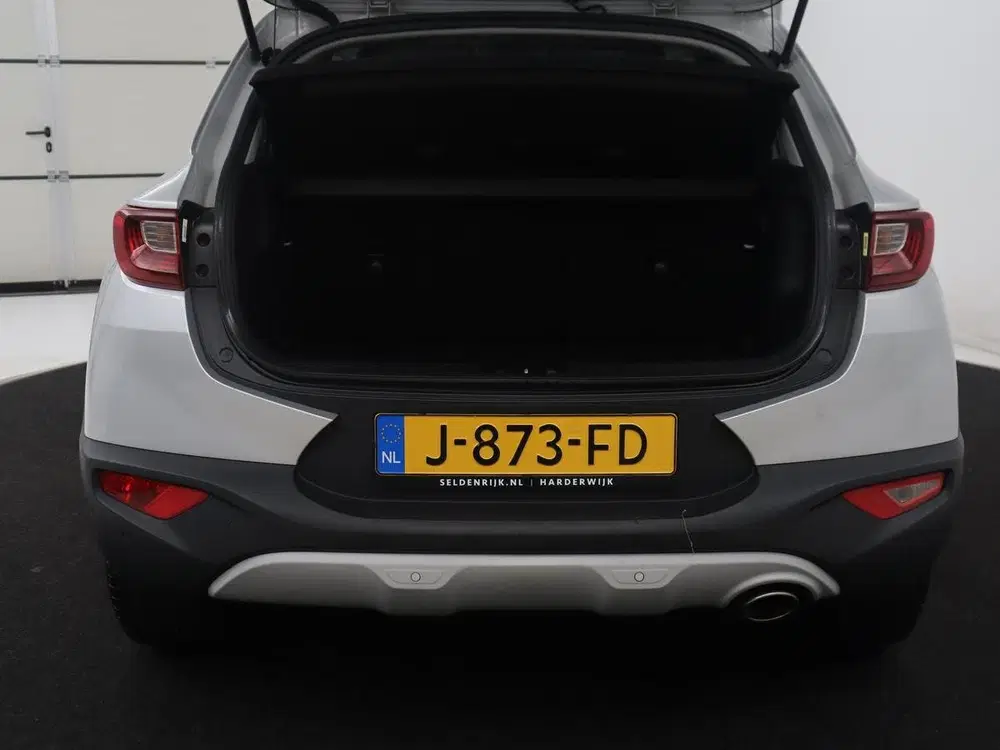 Kia Stonic 1.0 T-GDi DynamicPlusLine uit 2020, foto 8