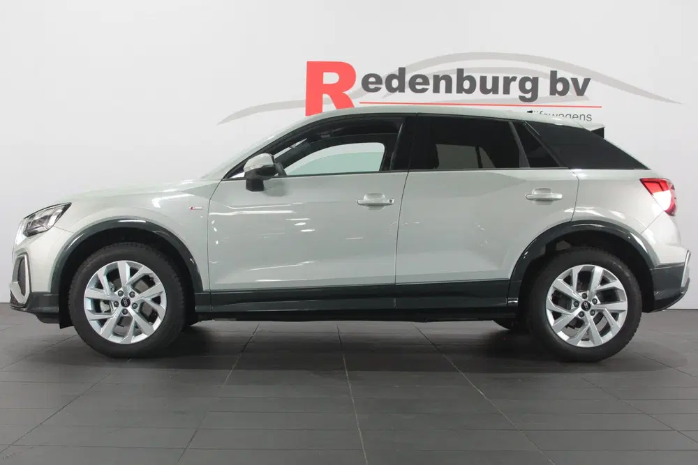 Audi Q2 35 TFSI S Edition uit 2024, foto 4