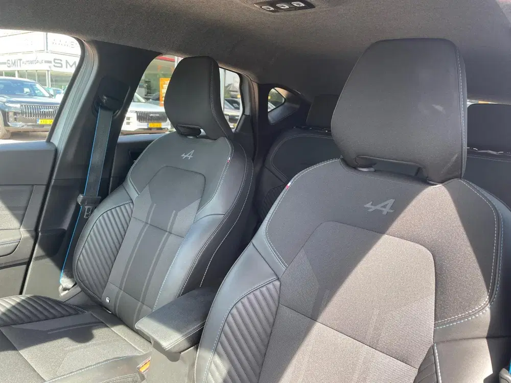 Renault Captur 1.6 E-Tech Hybrid Esprit Alpine *Automaat* uit 2025, foto 9