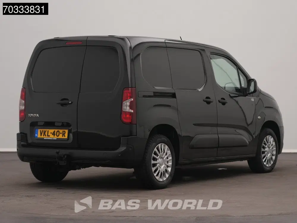 Toyota Proace City 130PK Automaat Benzine Airco Cruise Camer uit 2021, foto 2