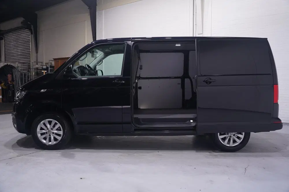 Volkswagen Transporter 2.0 TDI 150 pk DSG Aut. L1H1 Airco uit 2023, foto 8