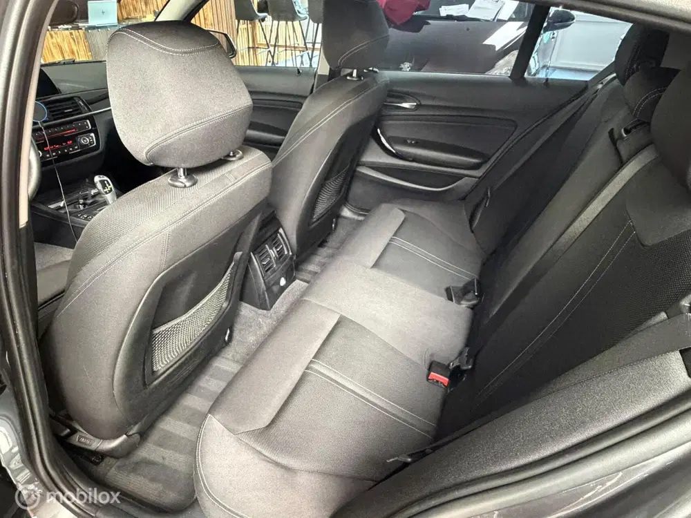 BMW 1-serie 118i M Sport Edition uit 2019, foto 15