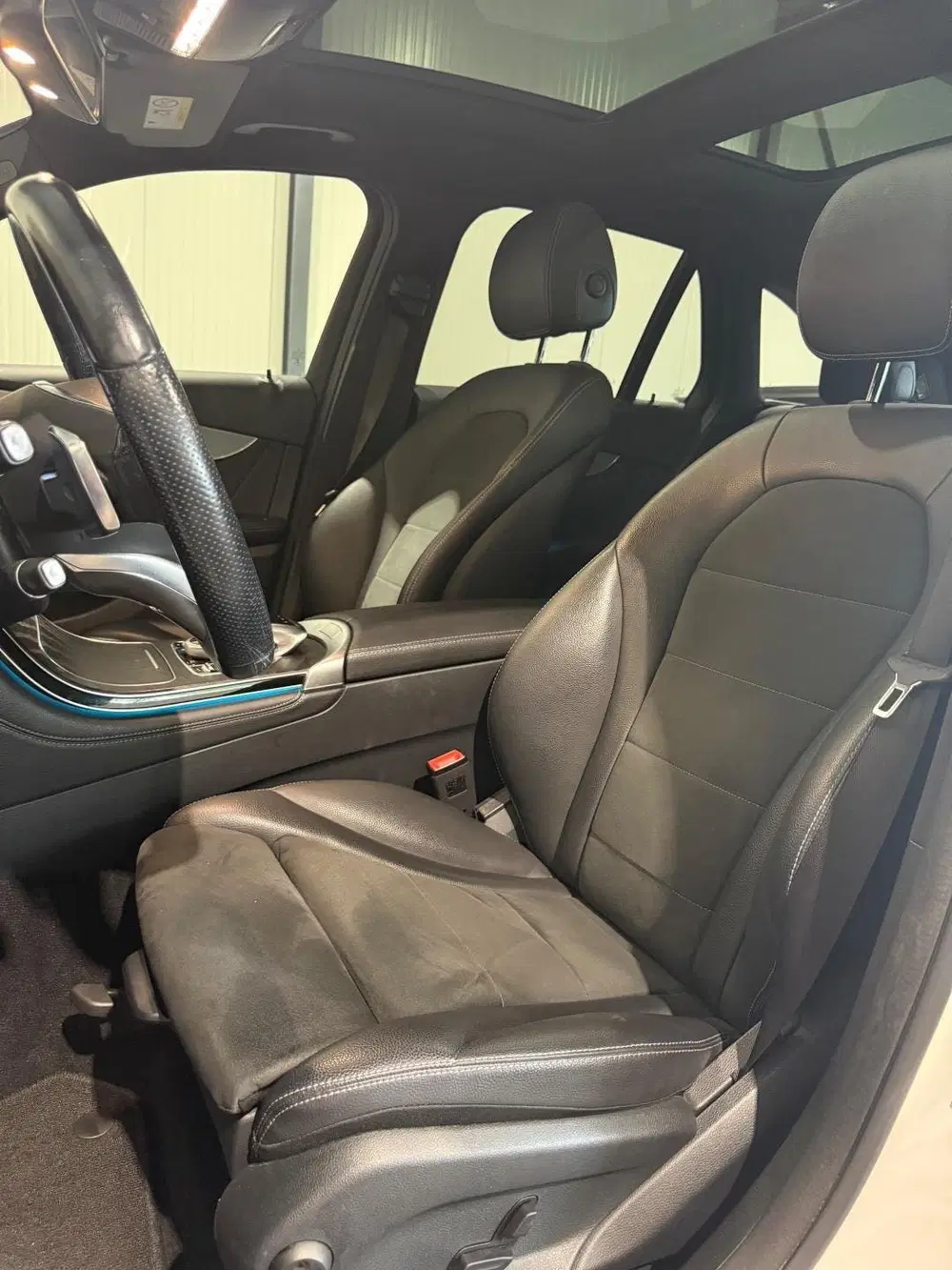 Mercedes-Benz GLC 250 4MATIC AMG uit 2019, foto 13