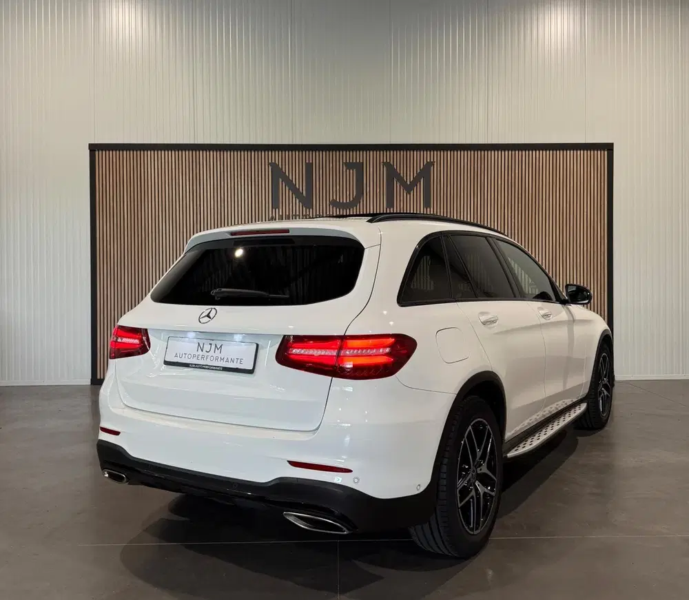 Mercedes-Benz GLC 250 4MATIC AMG uit 2019, foto 2