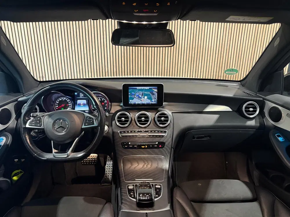 Mercedes-Benz GLC 250 4MATIC AMG uit 2019, foto 9