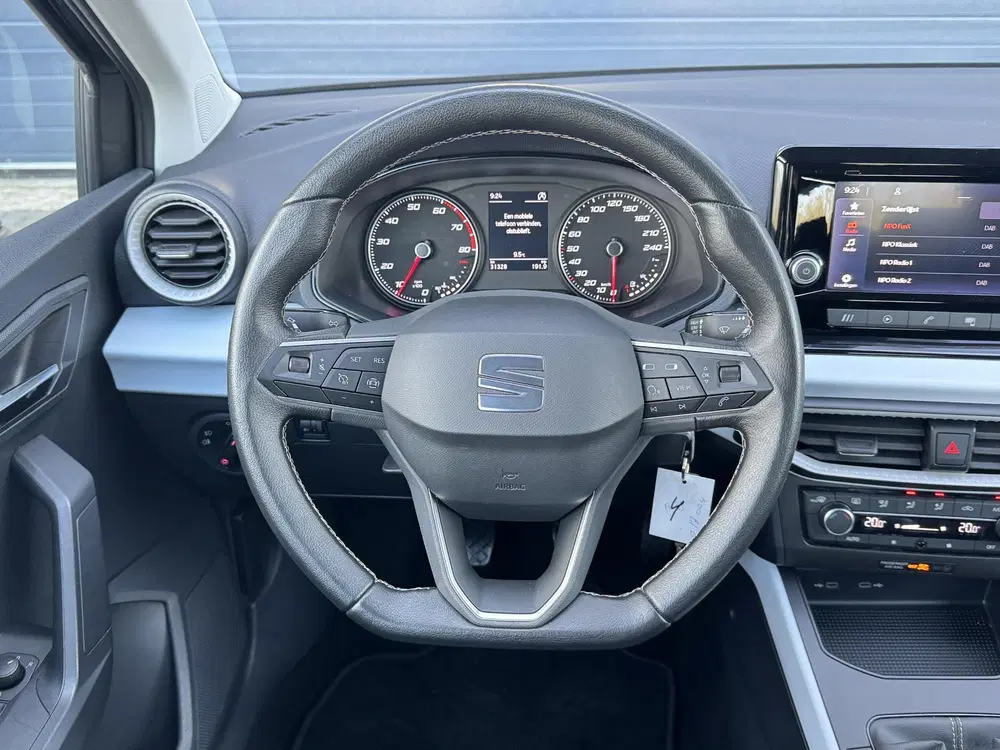 SEAT Arona 1.0 TSI STYLE I APPLE CARPLAY I CLIMATE CO uit 2022, foto 5