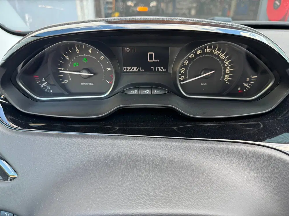 Peugeot 208 1.2 PureTech Like 35.964Km Nap uit 2019, foto 14