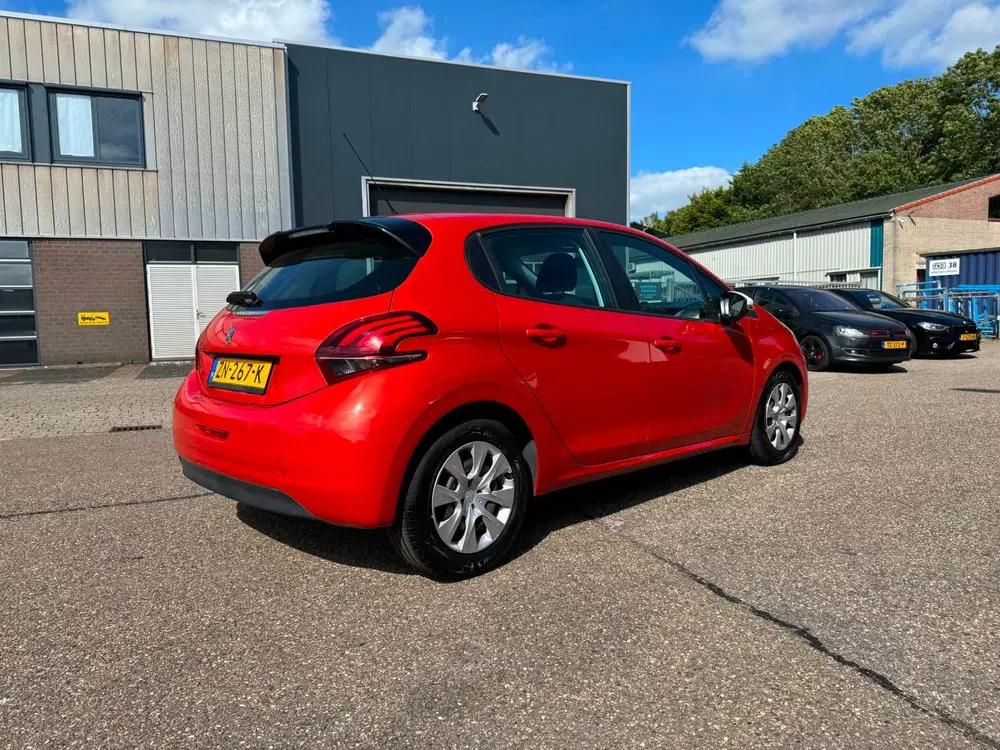 Peugeot 208 1.2 PureTech Like 35.964Km Nap uit 2019, foto 4