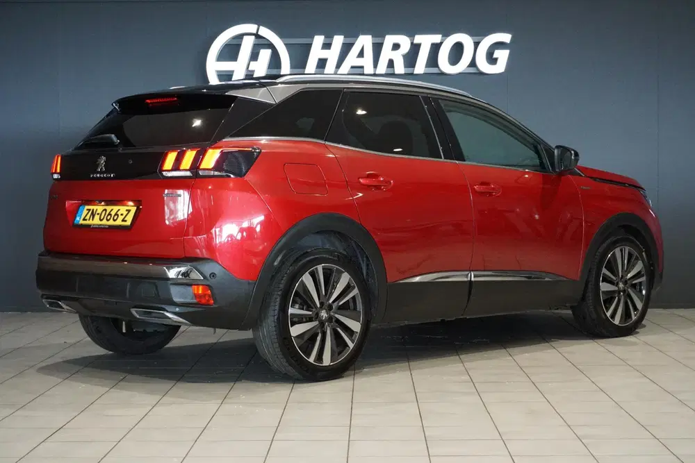 Peugeot 3008 1.6 PureTech GT Line 181PK AUT. + PANORAMA uit 2019, foto 2