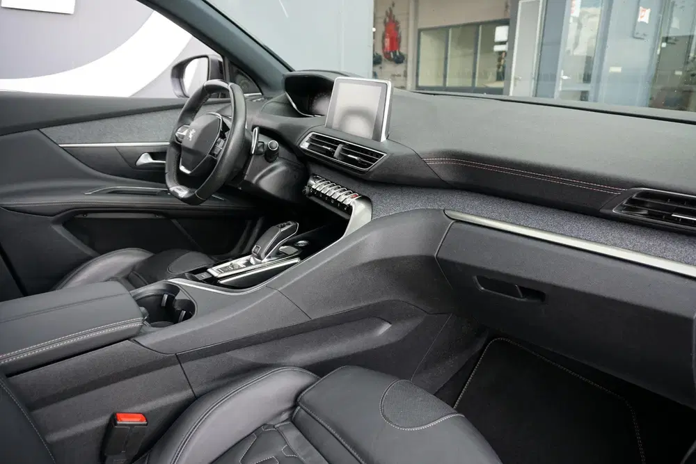 Peugeot 3008 1.6 PureTech GT Line 181PK AUT. + PANORAMA uit 2019, foto 4