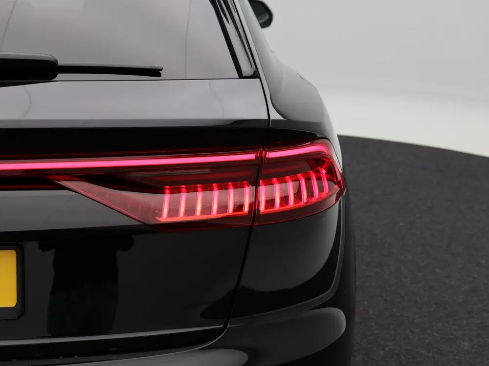 Audi SQ8 4.0 TFSi SQ8 quattro 508 Pk Automaat uit 2021, foto 13