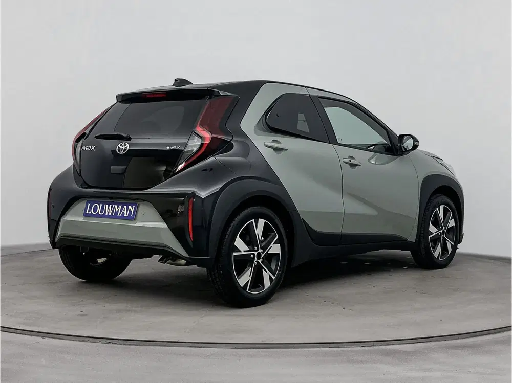 Toyota Aygo X Hybrid 115 pulse uit 2026, foto 6