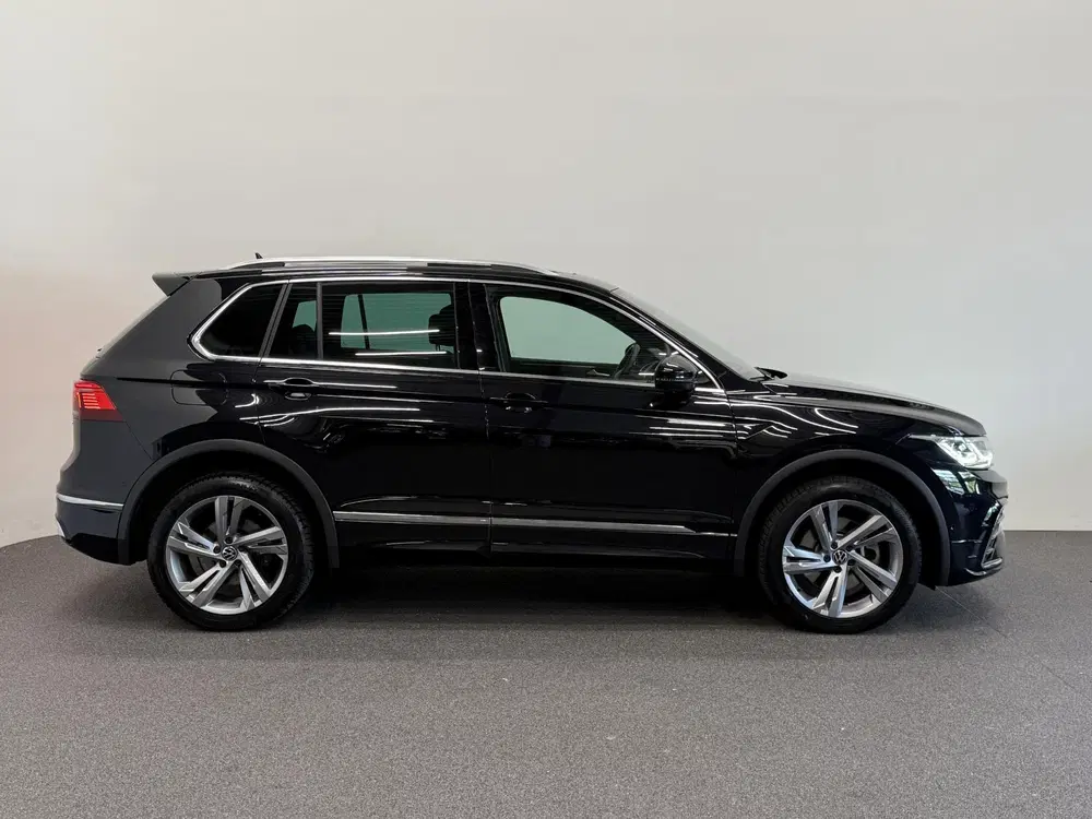 Volkswagen Tiguan 1.4 TSI eHybrid R-Line Business+ Automaat uit 2022, foto 6